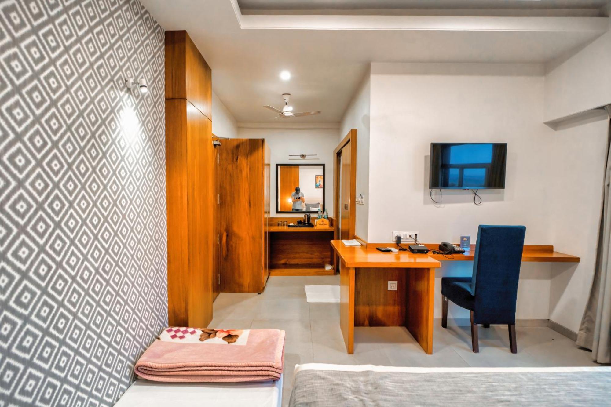 Chokar Dhani Resort Нагпур Екстериор снимка
